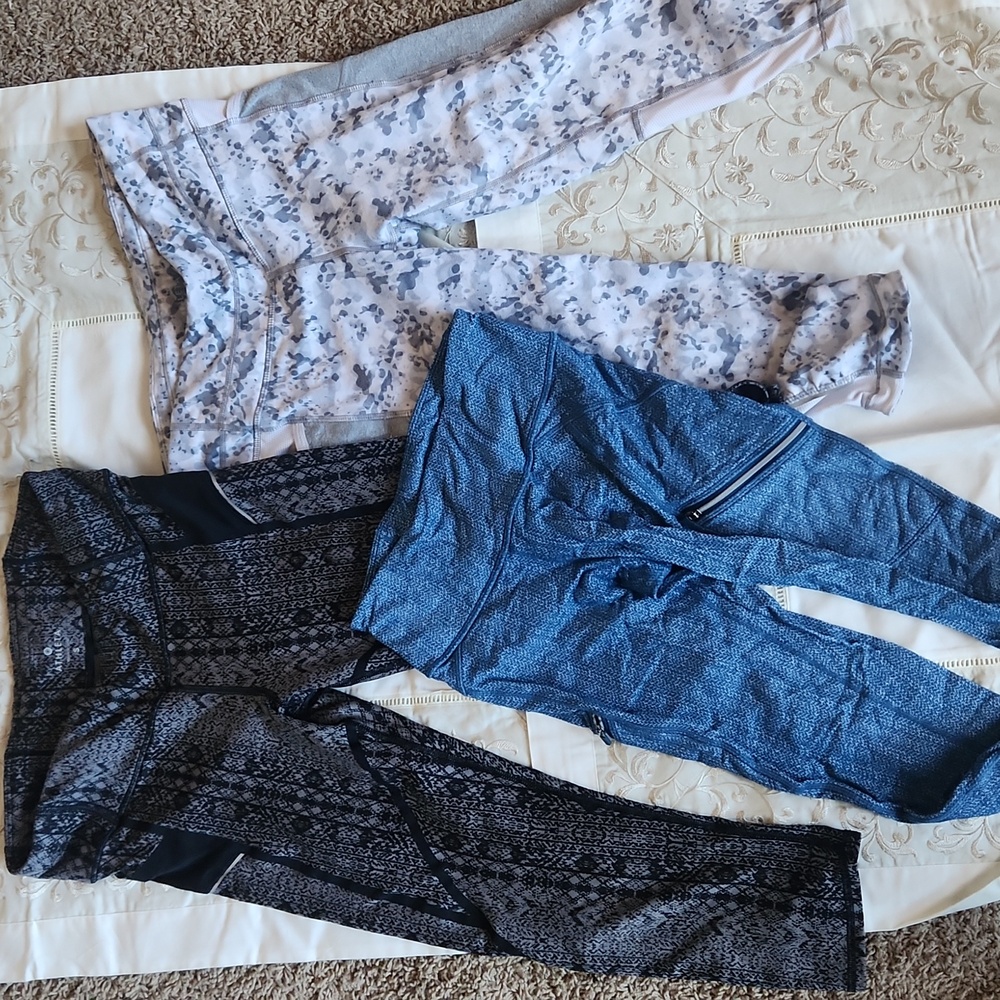Athleta Black Cropped Capri Legging BUNDLE